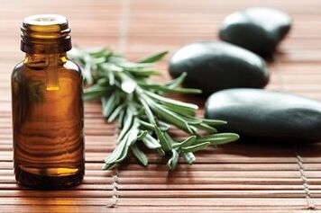 olje čajevca za glivice na nohtih